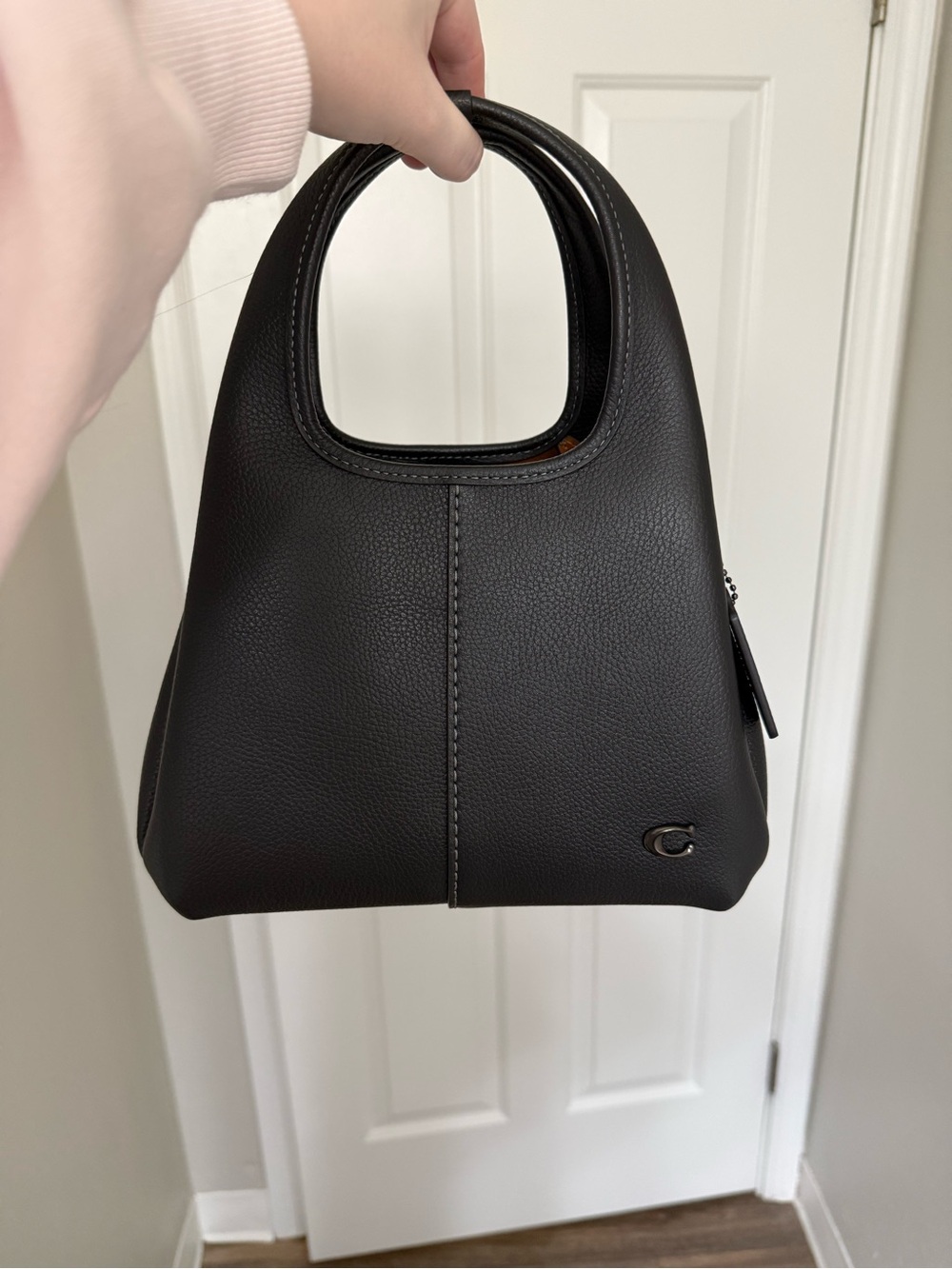 Coach Lana Shoulder Bag 23